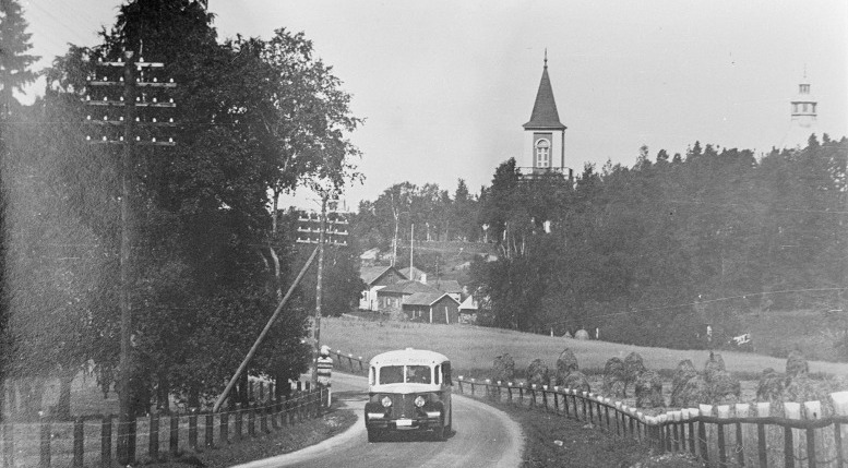 linja-auto maaseudulla